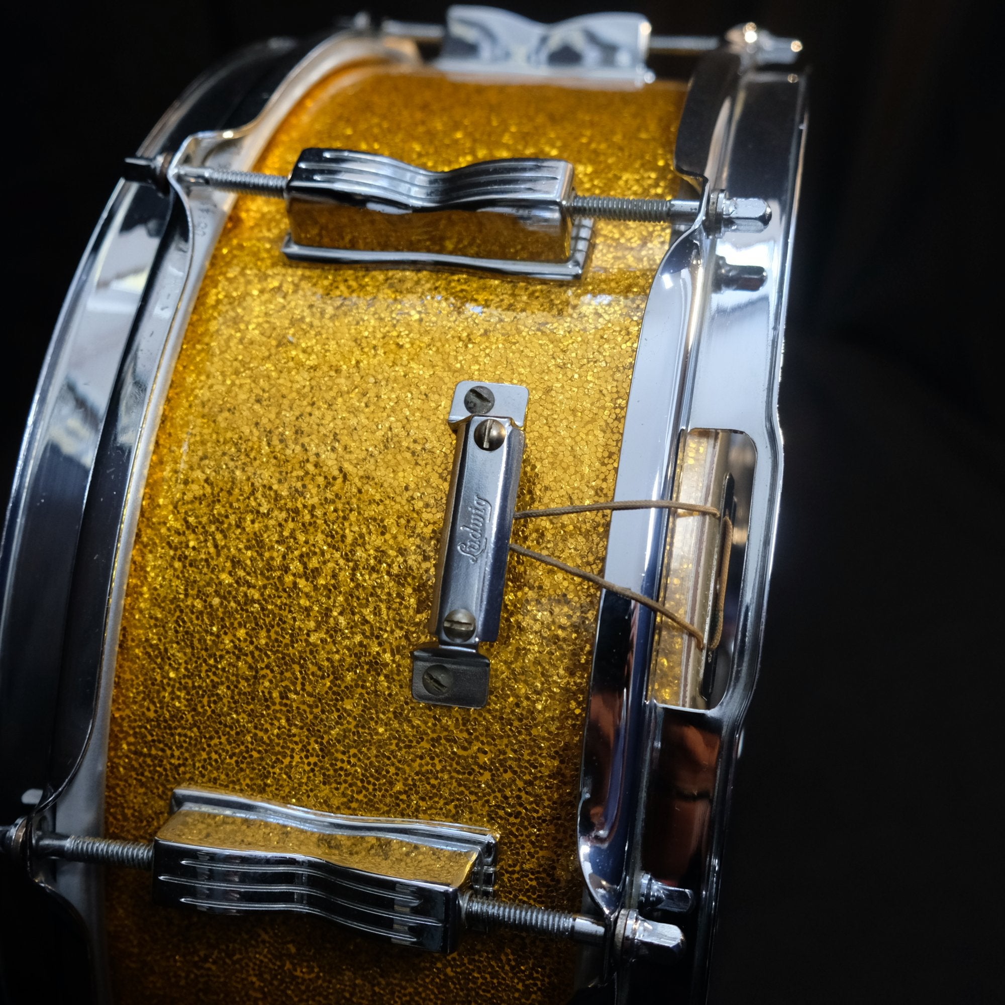 1960 Ludwig Jazz Festival 14" x 5" Gold Sparkle snare drum
