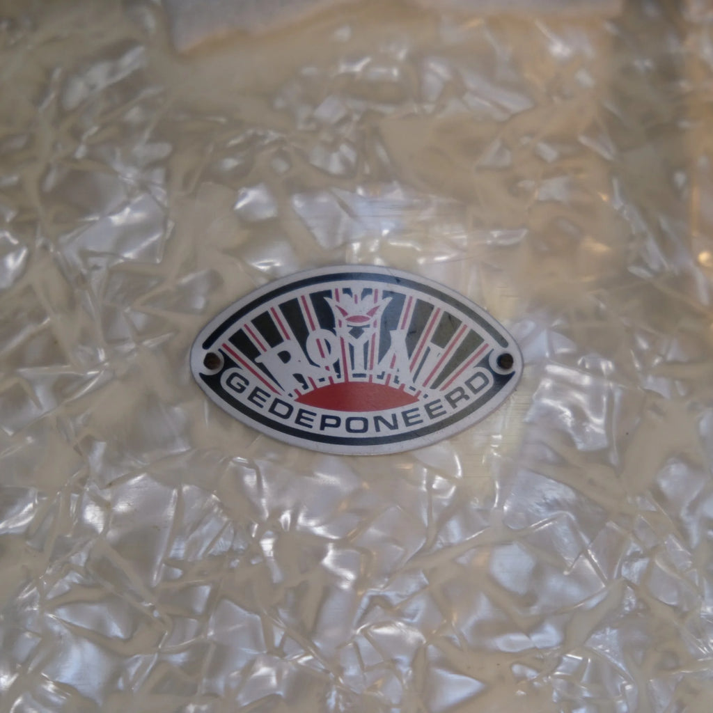 1950's Royal 14"x 9" snare drum in white marine pearl (made in Holland)