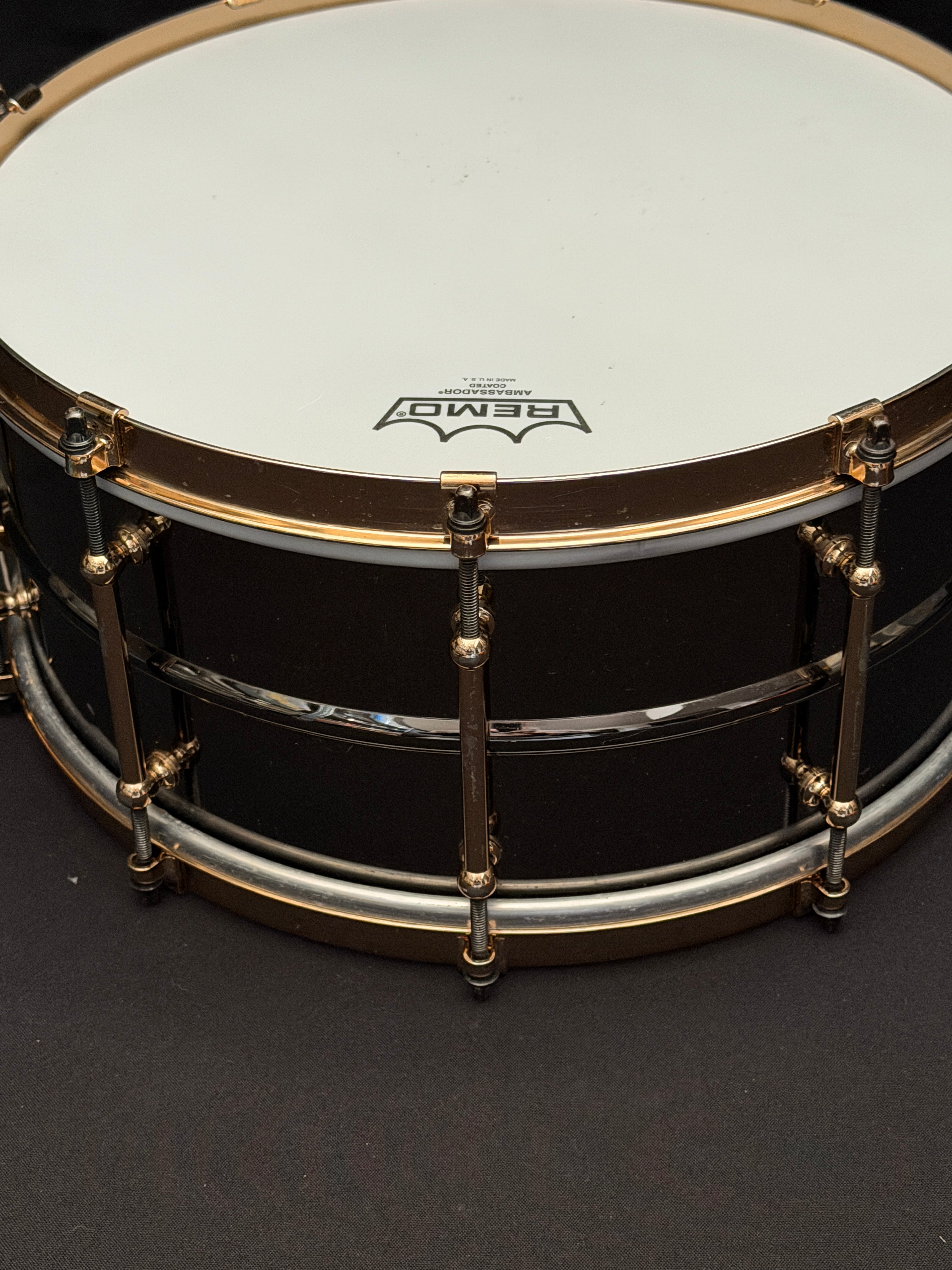 WorldMax BK-6514SFXG 14" x 6,5" Snare Drum Black Dawg Aztec Gold Vintage - Brass Shell