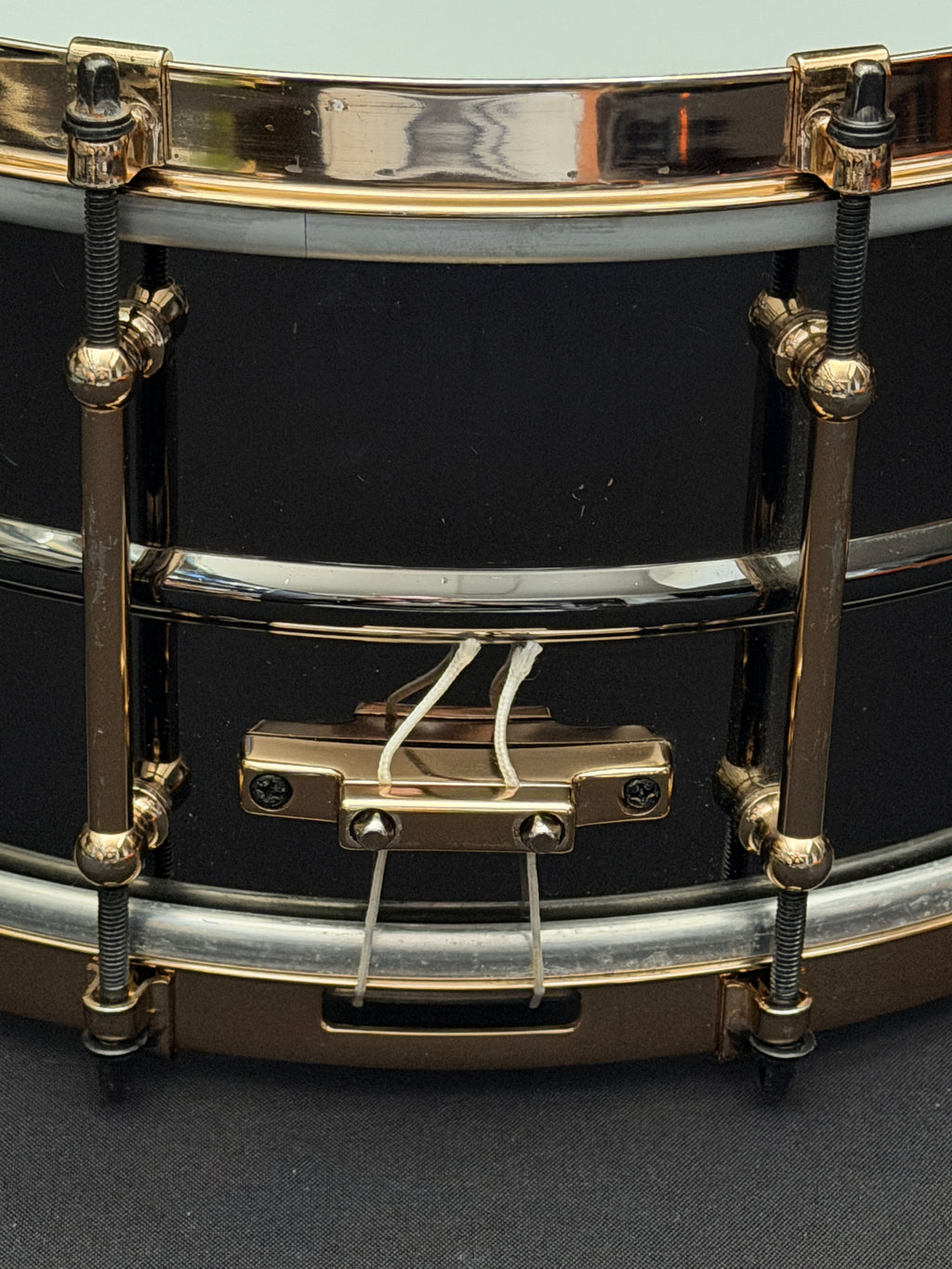 WorldMax BK-6514SFXG 14" x 6,5" Snare Drum Black Dawg Aztec Gold Vintage - Brass Shell